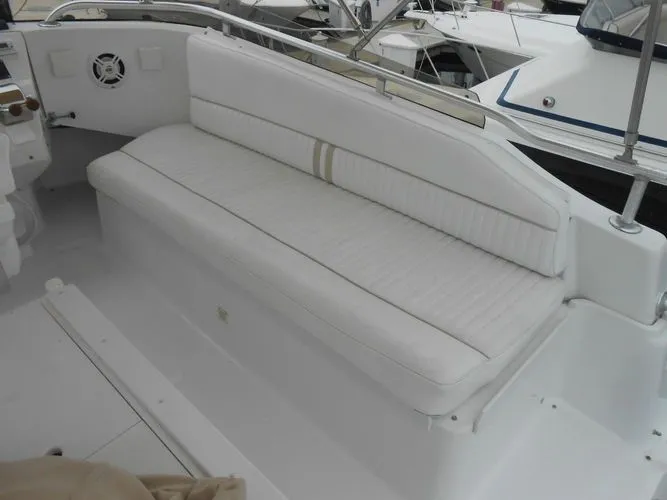 Slide: The Image of 1997 Mainship 350 - Image 20 - 20