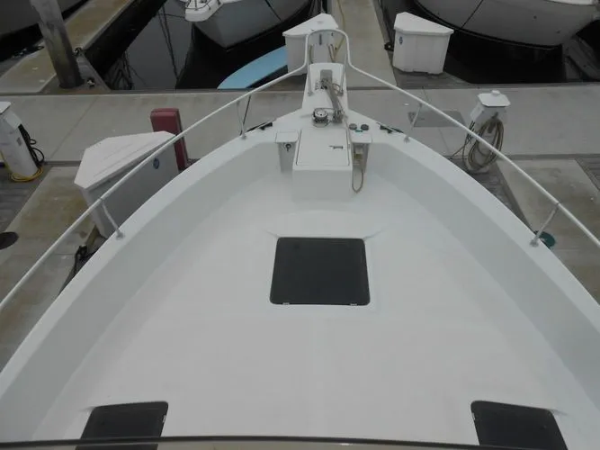 Slide: The Image of 1997 Mainship 350 - Image 24 - 24