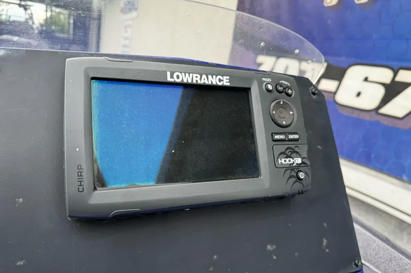 Slide: The Image of Lowrance Hook2 fish finder on 2017 Ranger Z185 boat dashboard. - 10