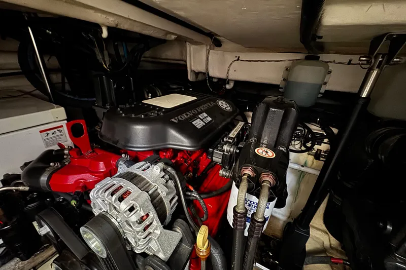 Slide: The Image of Engine compartment of a 2007 Monterey 330 Sport Yacht with Volvo Penta engine. - 33