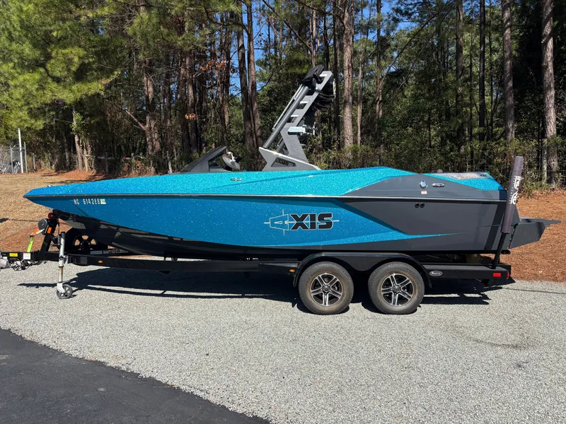 The Image of Axis A22 2015 - 1