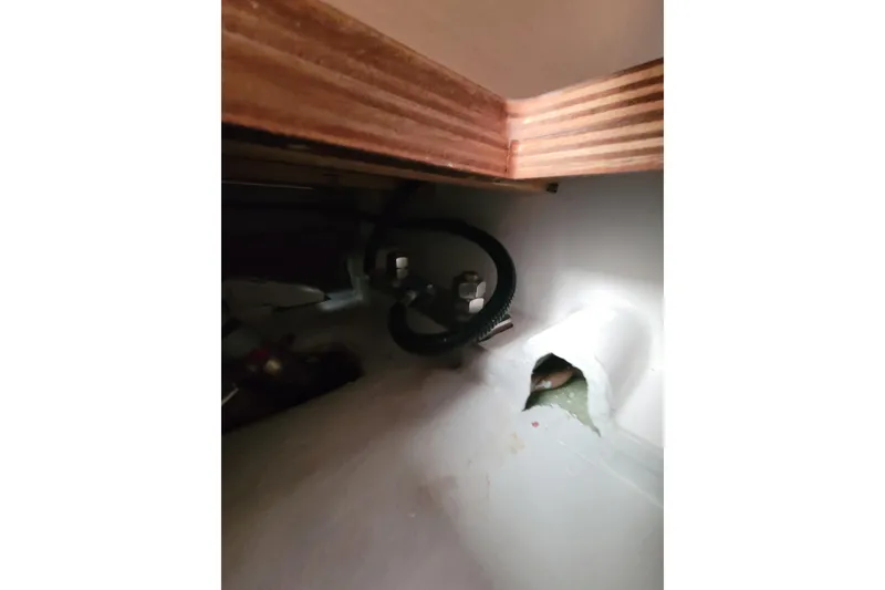 Slide: The Image of Interior view of a 2020 Beneteau Oceanis 30.1 yacht, showcasing structural details. - 58