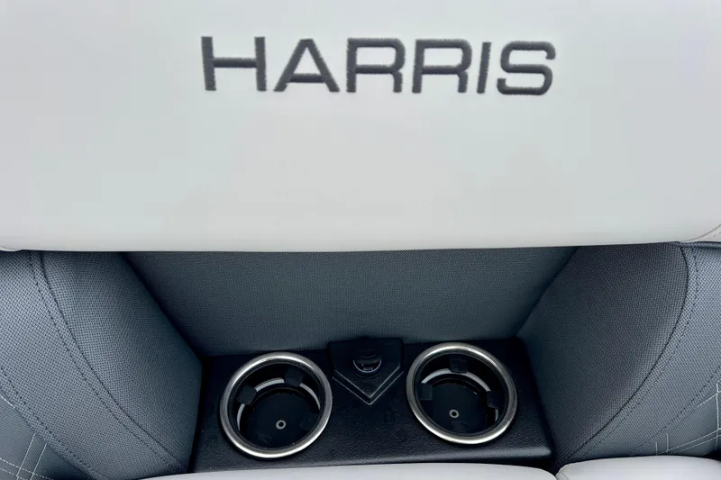 Slide: The Image of Harris Sunliner 230 2025 seat with cup holders. - 9