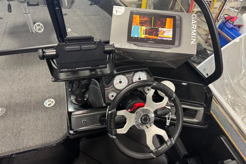 Slide: The Image of Steering console of 2026 Nitro ZV21 boat with Garmin GPSMAP Ultra 126SV. - 7