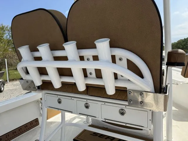 Slide: The Image of Sea Pro 228 Bay Boat 2022 - 16