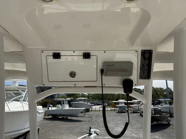 Slide: The Image of Sea Pro 228 Bay Boat 2022 - 18