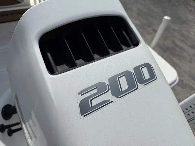 Slide: The Image of Sea Pro 228 Bay Boat 2022 - 19