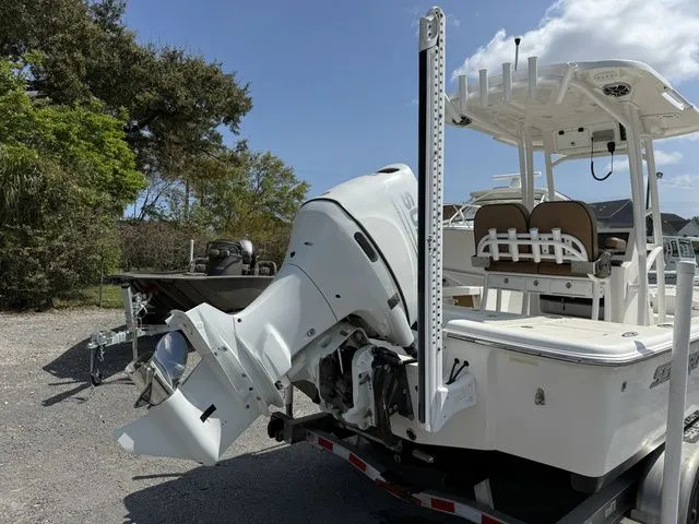 Slide: The Image of Sea Pro 228 Bay Boat 2022 - 21