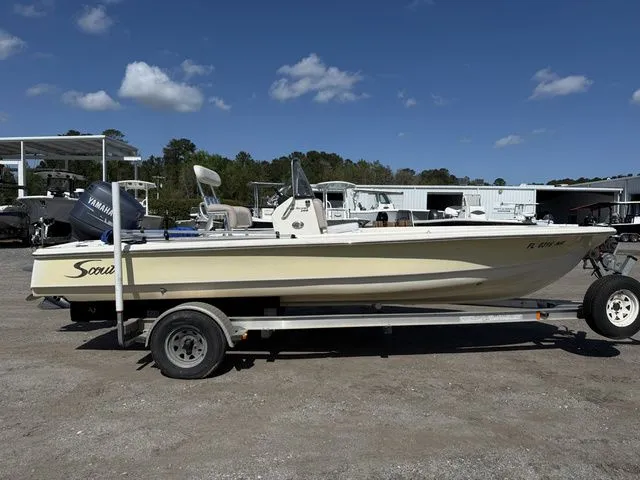 The Image of Scout 200 Bay Scout 2009 - 1