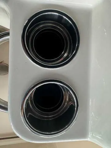 Slide: The Image of Grady-White Fisherman 180 2025 - 16