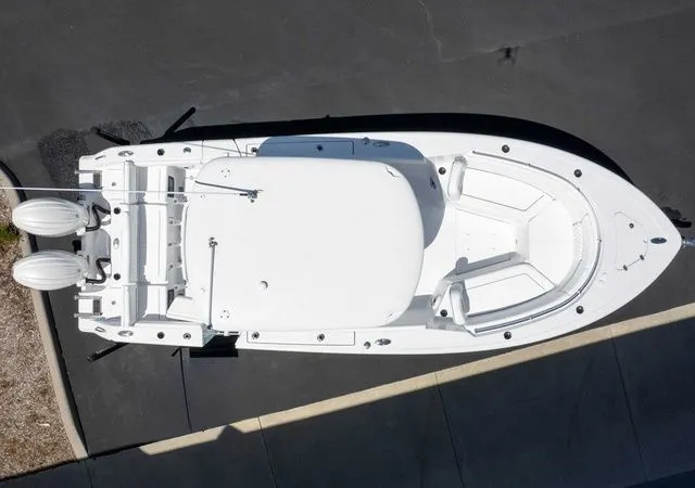 Slide: The Image of Sportsman Heritage 261 Center Console 2026 - 6