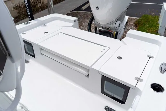 Slide: The Image of Sportsman Masters 247 Bay Boat 2026 - 15