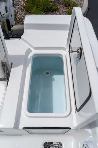 Slide: The Image of Sportsman Masters 247 Bay Boat 2026 - 18