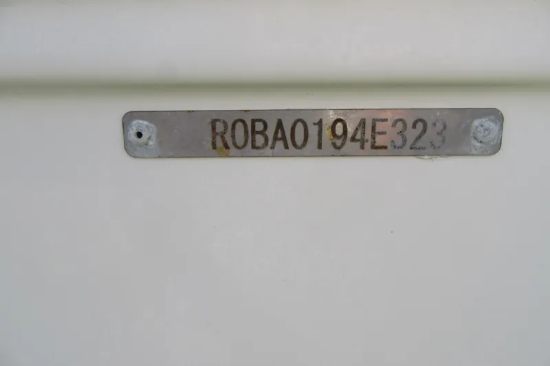 Slide: The Image of 2023 Robalo R180 Center Console boat identification plate. - 25