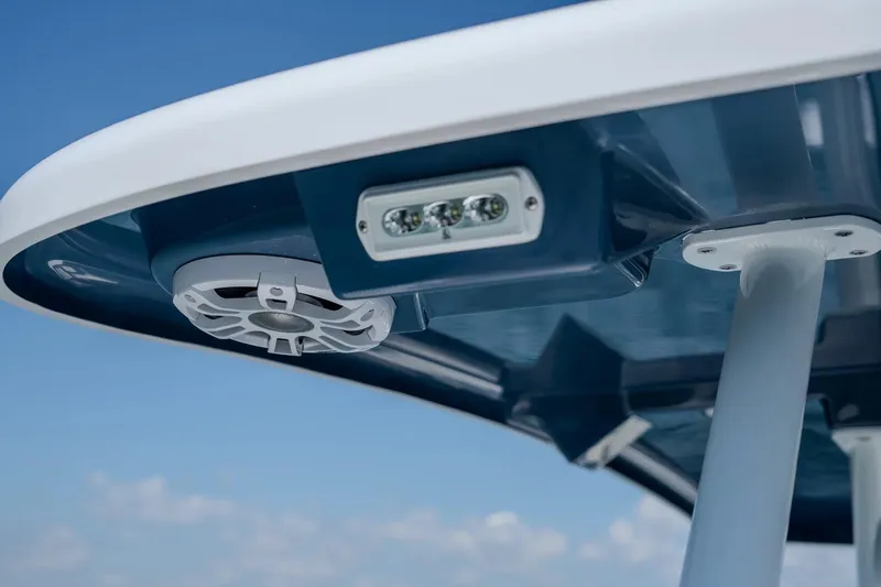 Slide: The Image of Close-up of 2026 Twin Vee 260 GFX2 CC boat canopy. - 9