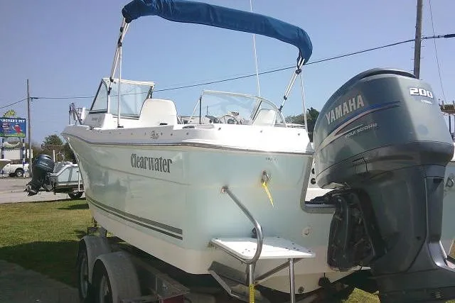 Slide: The Image of 2006 Clearwater 2200 Dual Console boat with Yamaha 200 engine on trailer. - 5