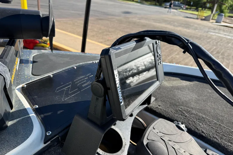 Slide: The Image of 2016 Nitro Z21 boat dashboard with Lowrance fishfinder and Minn Kota trolling motor. - 56