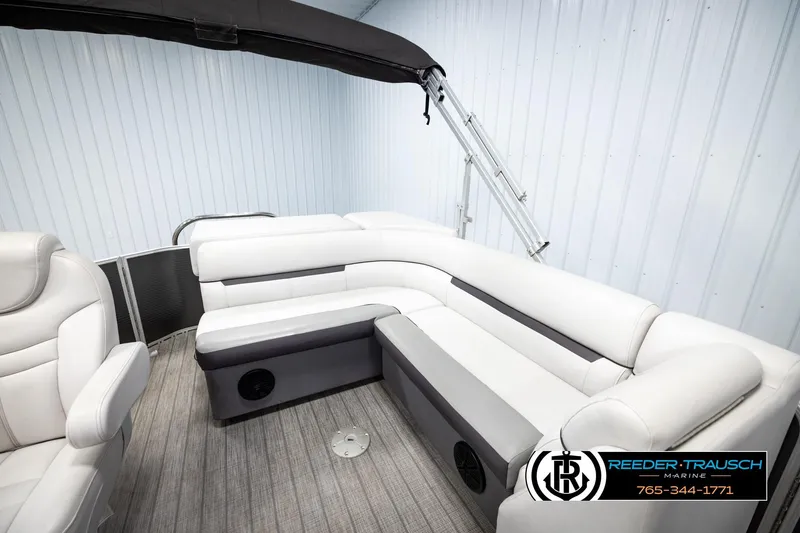Slide: The Image of Luxurious seating on a 2019 Sweetwater SW2086c pontoon boat by Reeder-Trausch Marine. - 20