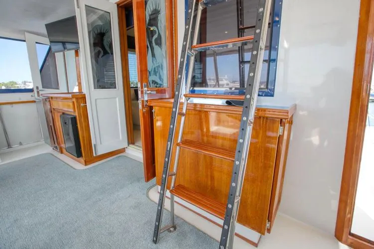 Slide: The Image of 1981 Hatteras 56 My - Image 26 - 26