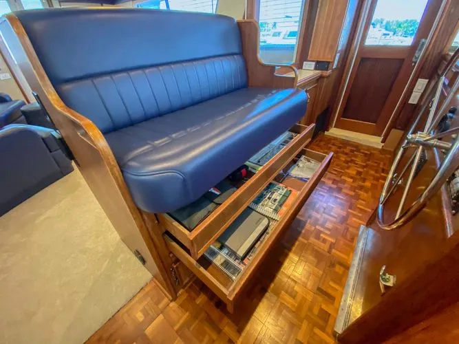 Slide: The Image of 1981 Hatteras 56 My - Image 36 - 36