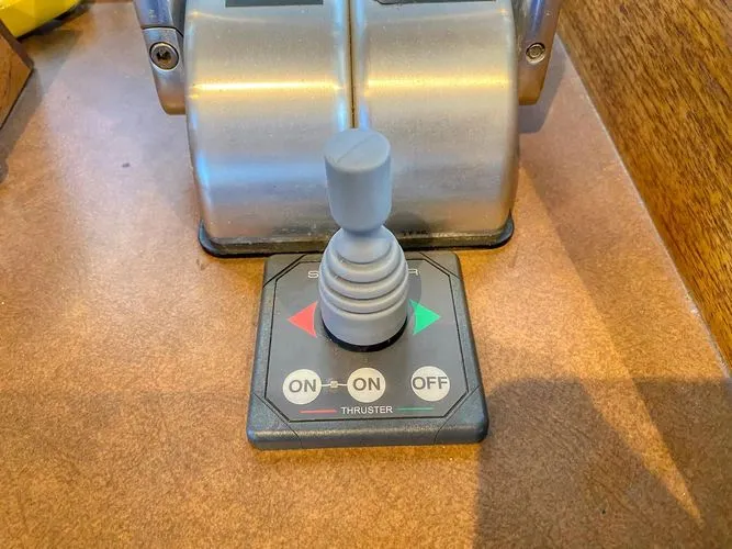 Slide: The Image of 1981 Hatteras 56 My - Image 40 - 40