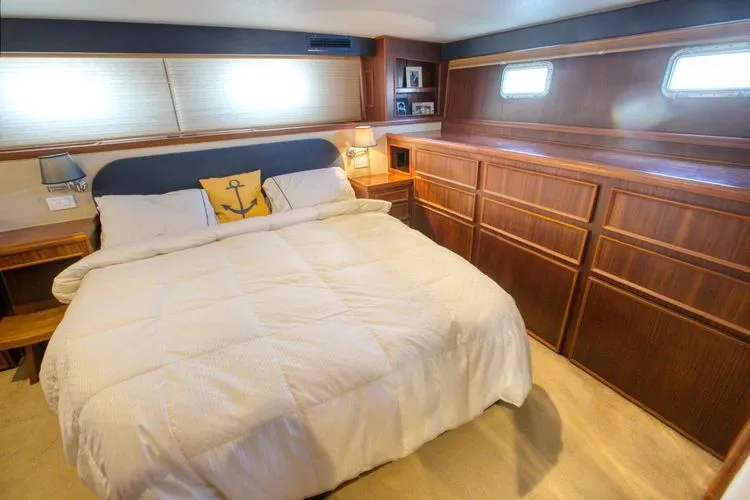 Slide: The Image of 1981 Hatteras 56 My - Image 49 - 49