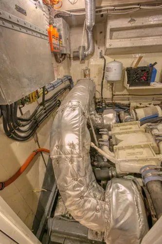 Slide: The Image of 1981 Hatteras 56 My - Image 61 - 61