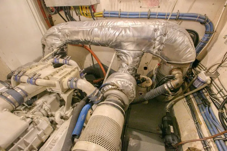 Slide: The Image of 1981 Hatteras 56 My - Image 63 - 63