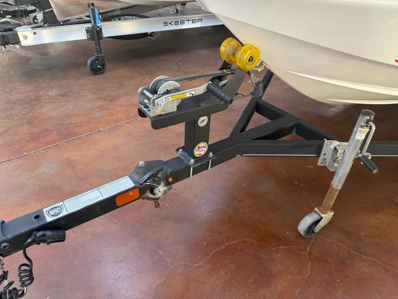 Slide: The Image of Tracker TAHOE T16 2021 - 14