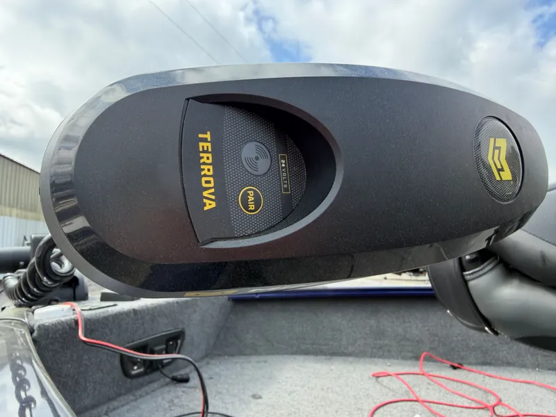 Slide: The Image of Tracker Pro-Guide V175 2023 - 13