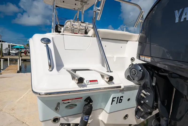 Slide: The Image of Sea Hunt Ultra 234 2023 - 19