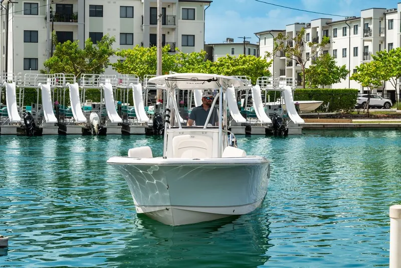 Slide: The Image of Sea Hunt Ultra 234 2023 - 2