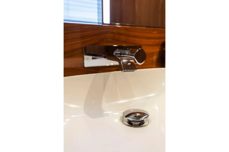 Slide: The Image of Modern sink and faucet on Sunseeker Manhattan 68 yacht, 2021 model. - 14