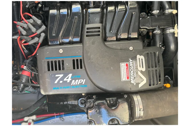 Slide: The Image of Engine of a 2001 Sea Ray 340 Sundancer, 7.4L MPI V8 Mercury MerCruiser. - 49