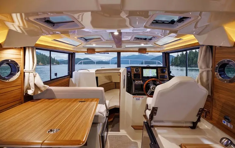 Slide: The Image of Ranger Tug R 25 NW 2023 - 2