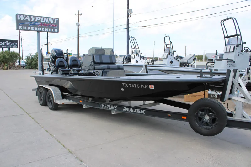 The Image of 2022 Majek 24 Reaper boat on trailer at Waypoint Marine Supercenter. - 0
