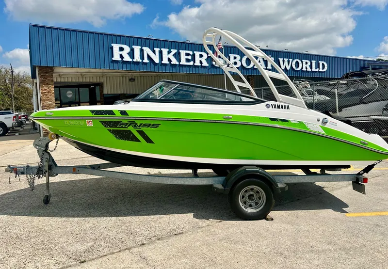 The Image of Yamaha AR195 2022 - undefined