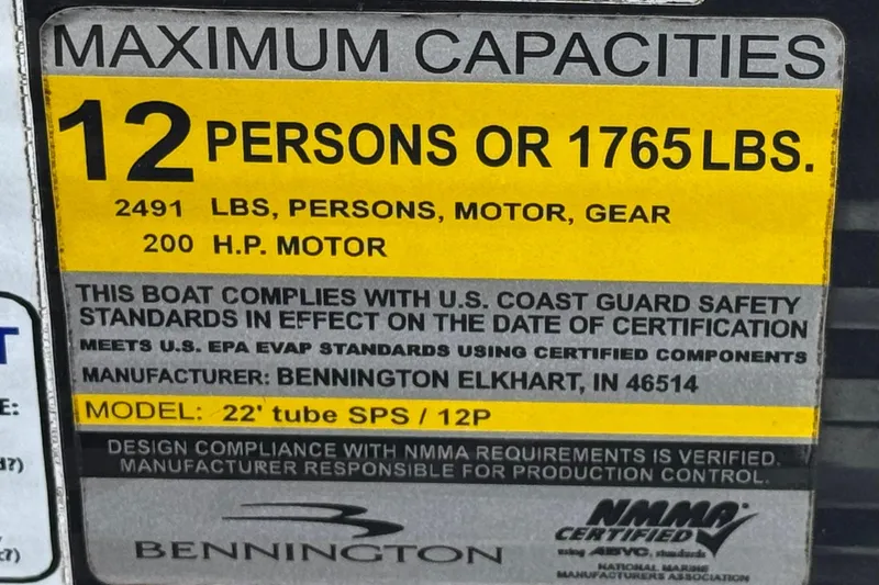 Slide: The Image of Maximum capacity label for 2022 Bennington SX23 Salt Water Series boat. - 27