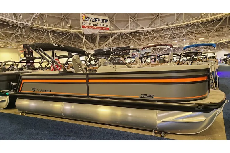 The Image of Viaggio Lago Z22U Tritoon W/ A Suzuki 150HP Motor 2026 - undefined