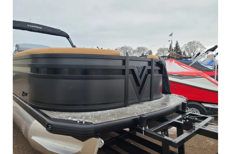 Slide: The Image of Viaggio Lago X22Q 2026 pontoon boat on a trailer. - 4