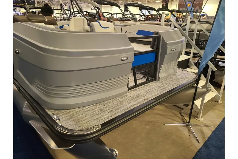 Slide: The Image of Starcraft GX 20 R DH 2026 pontoon boat at a show. - 4