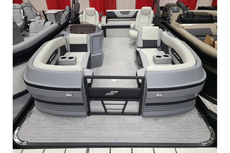 Slide: The Image of Starcraft VX 22Q DH 2026 pontoon boat with luxurious interior. - 3