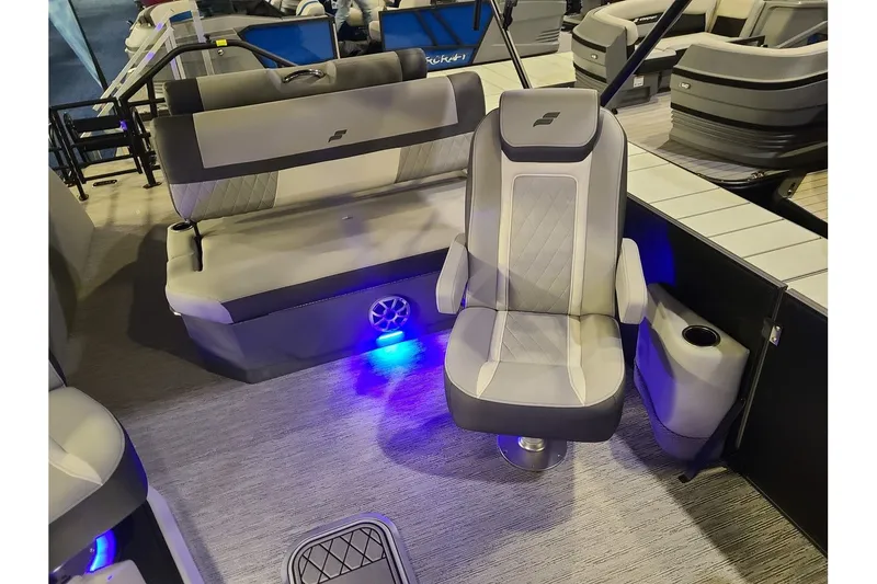 Slide: The Image of Interior of 2026 Starcraft EXS 3 DL with luxurious seating. - 5