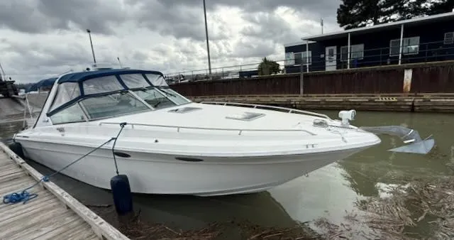 Slide: The Image of Sea Ray 380 Sun Sport 1993 - 1