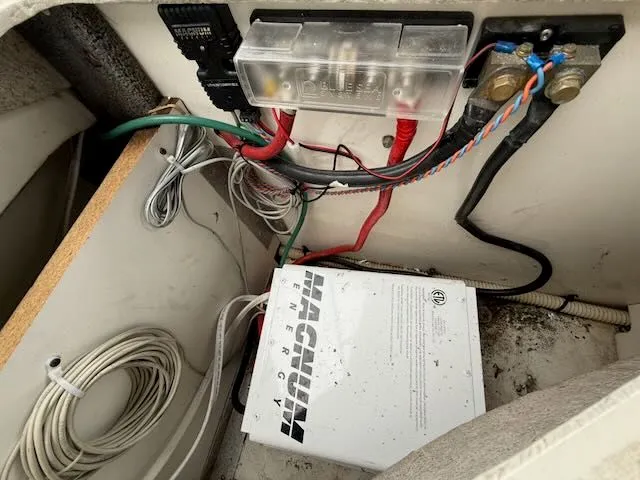 Slide: The Image of Electrical wiring in a 1993 Sea Ray 38 Express yacht. - 37