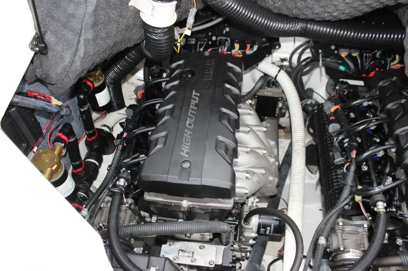 Slide: The Image of Engine compartment of 2017 Yamaha Boats 242 Limited S E-Series, showcasing high output engine. - 13