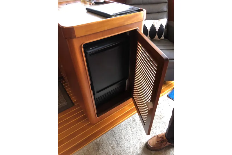 Slide: The Image of 2016 Helmsman Trawlers 38 Pilothouse for sale - Ice Maker located in galley - Owner Provided - 14