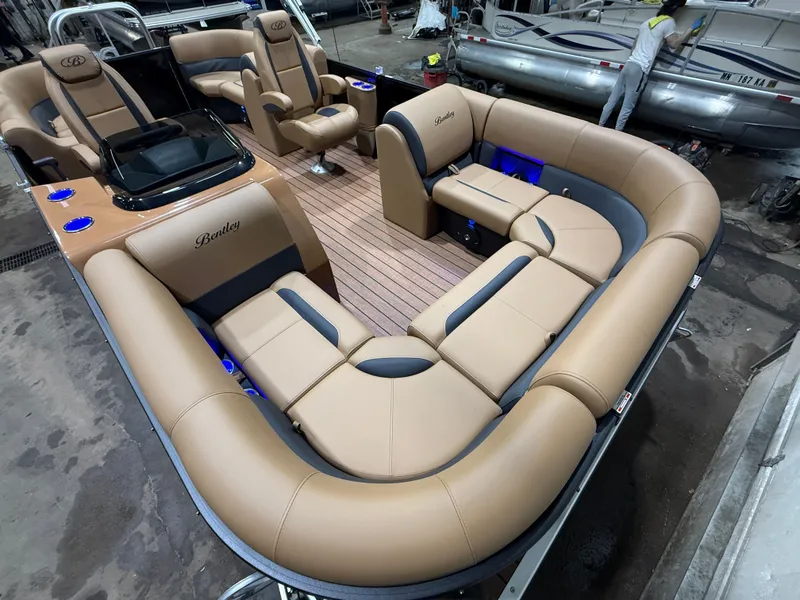 Slide: The Image of Luxurious 2026 Bentley pontoon boat with elegant leather seating. - 10