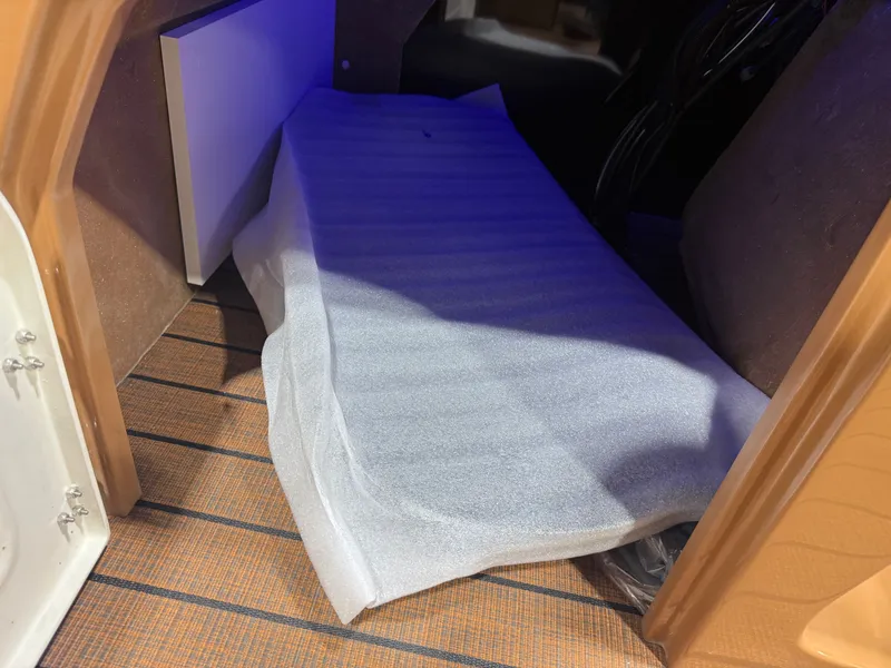 Slide: The Image of Interior of Bentley Pontoons Legacy 200 Navigator 2026. - 29