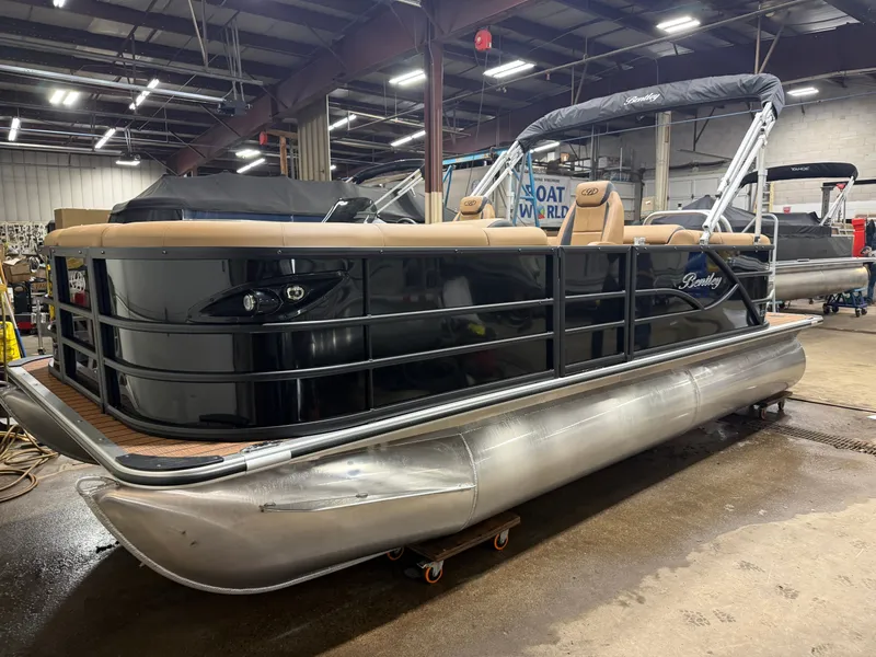 Slide: The Image of 2026 Bentley Pontoons Legacy 200 Navigator indoors. - 34